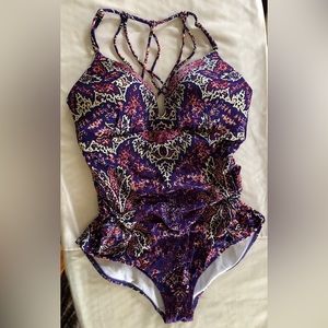 ATHLETA one-piece swimsuit— fun, strappy back— used but good condition